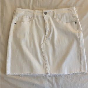 White denim mini skirt